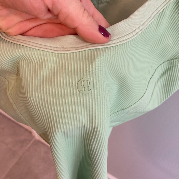 Lululemon Athletica Ribbed Yoga Bodysuit Creamy Mint Size 8 EUC - Picture 6 of 8